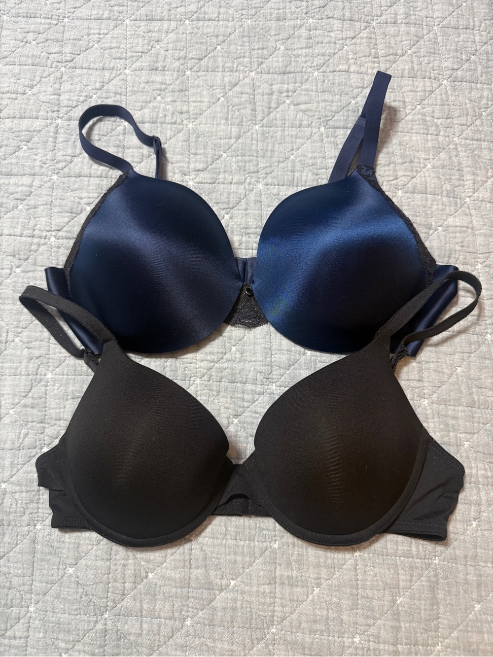 Lot Of 2 Push-up Bras PINK & Maidenform  Sz 36B  Preowned
